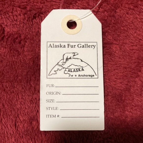 NEW! Fur keychain - Picture 3 of 3